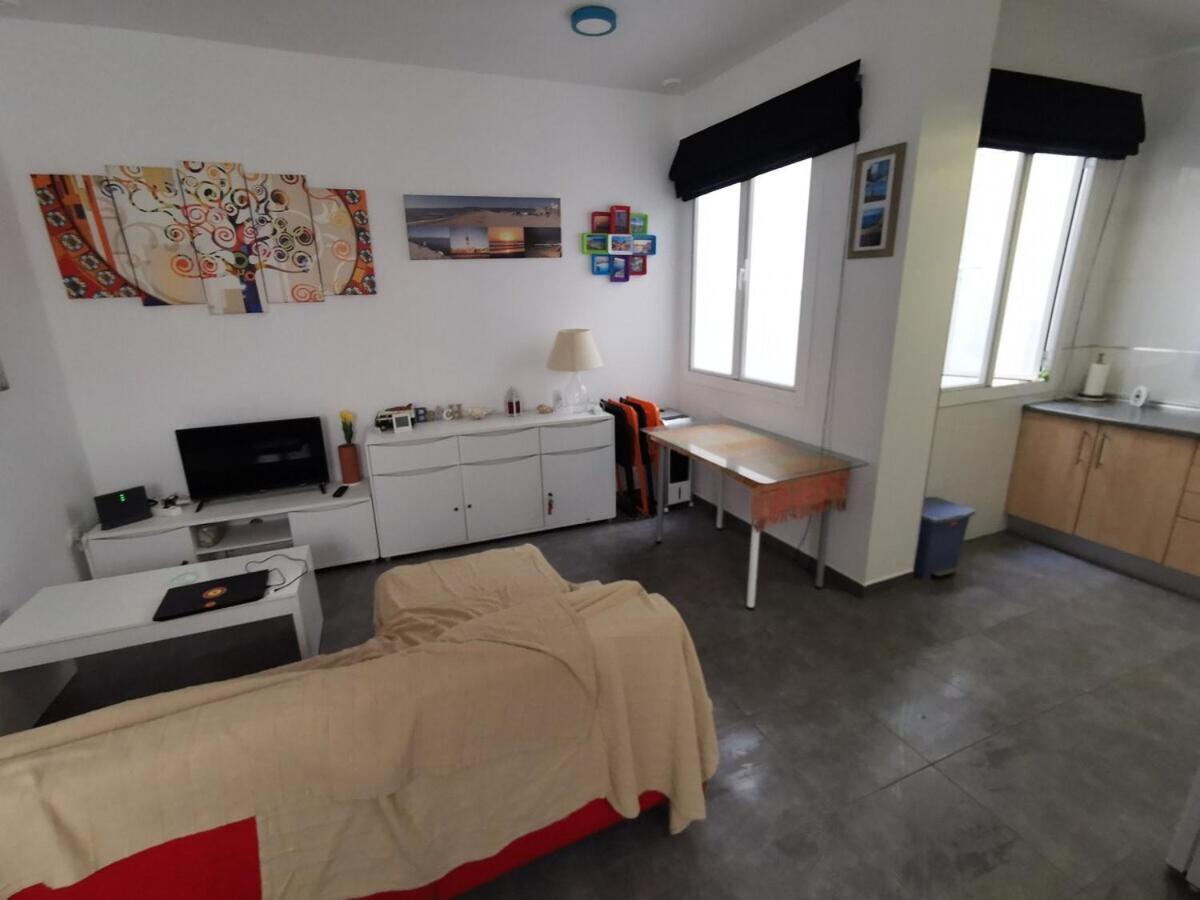 דירות Sopranis Del Mar Apartamento Centro Cadiz, Junto Playa Y Estacion מראה חיצוני תמונה